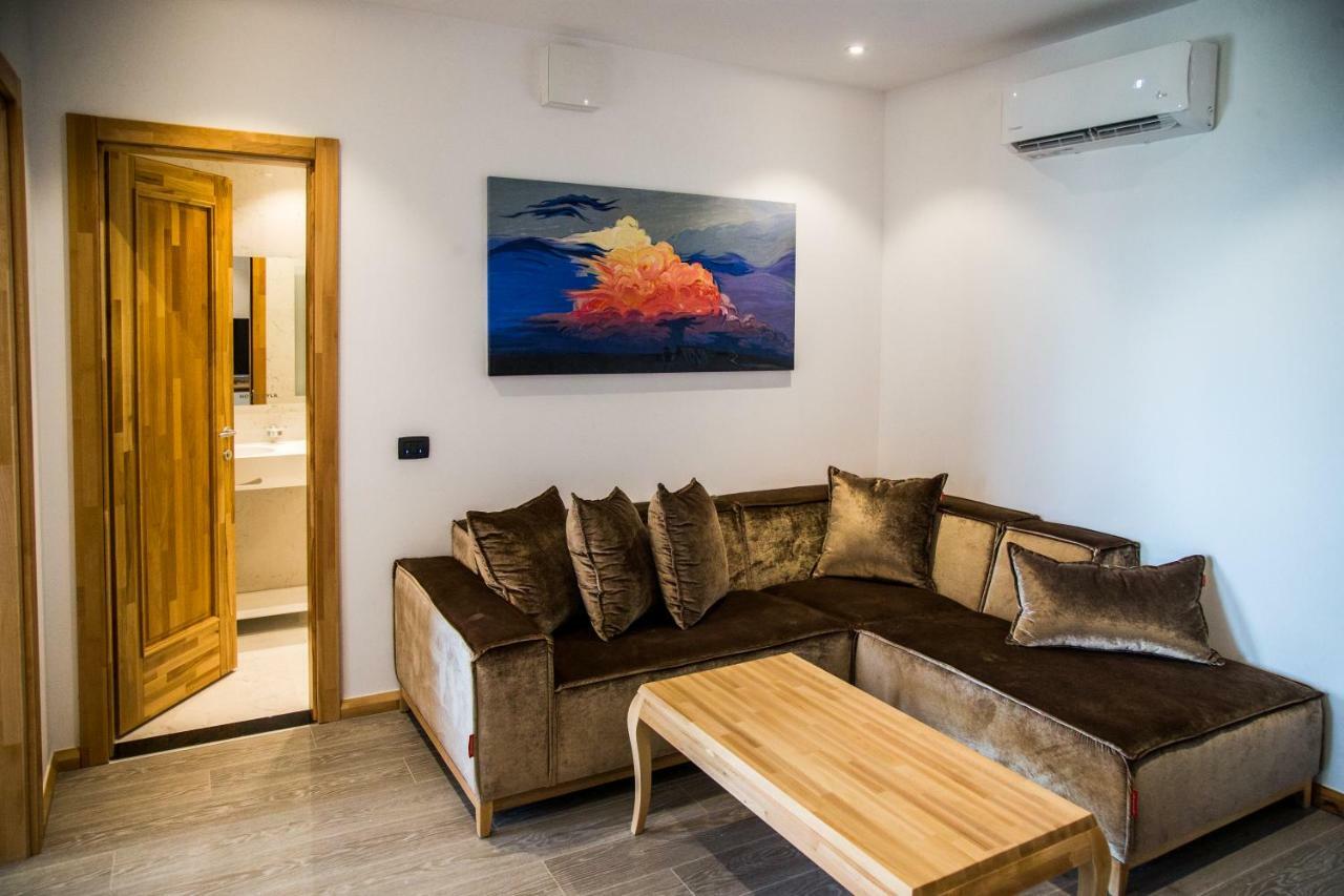 Syla Hotel Shëngjin
